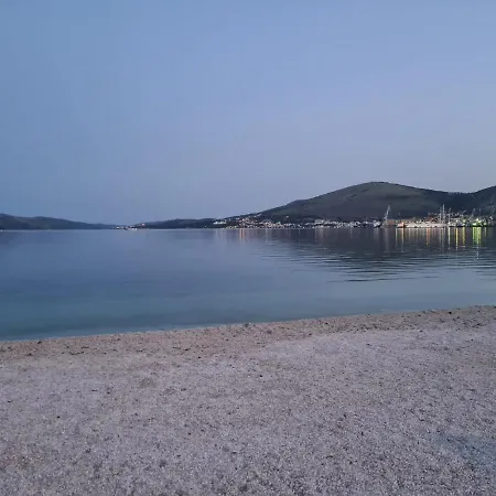 Apartamento Cornelia By The Sea Okrug Gornji, Ciovo