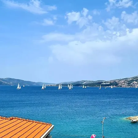 Apartamento Cornelia By The Sea Okrug Gornji, Ciovo *
