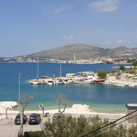 Appartement Cornelia By The Sea Okrug Gornji, Ciovo