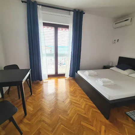 Appartement Cornelia By The Sea Okrug Gornji, Ciovo