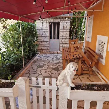 Cornelia By The Sea Okrug Gornji, Ciovo