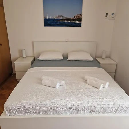 Appartement Cornelia By The Sea Okrug Gornji, Ciovo