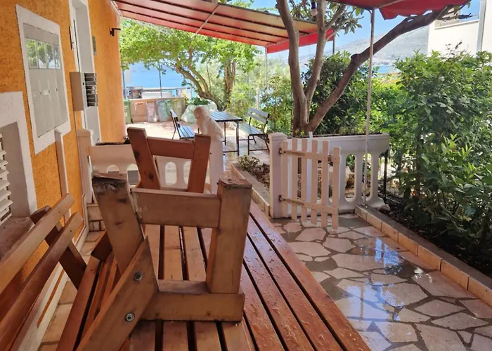 Cornelia By The Sea Okrug Gornji, Ciovo